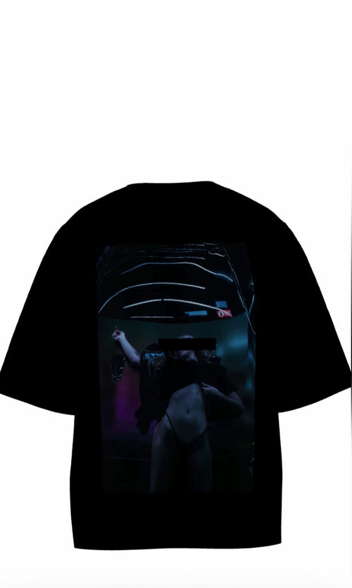 (PRE- ORDER) LOVE ME LIKE YOUR GTR (SMILE SHIRT)